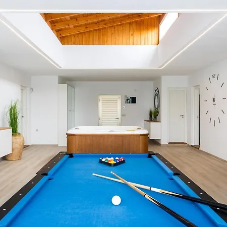 Luxury Perla Vila