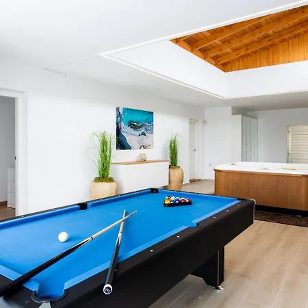 Βίλα Luxury Perla